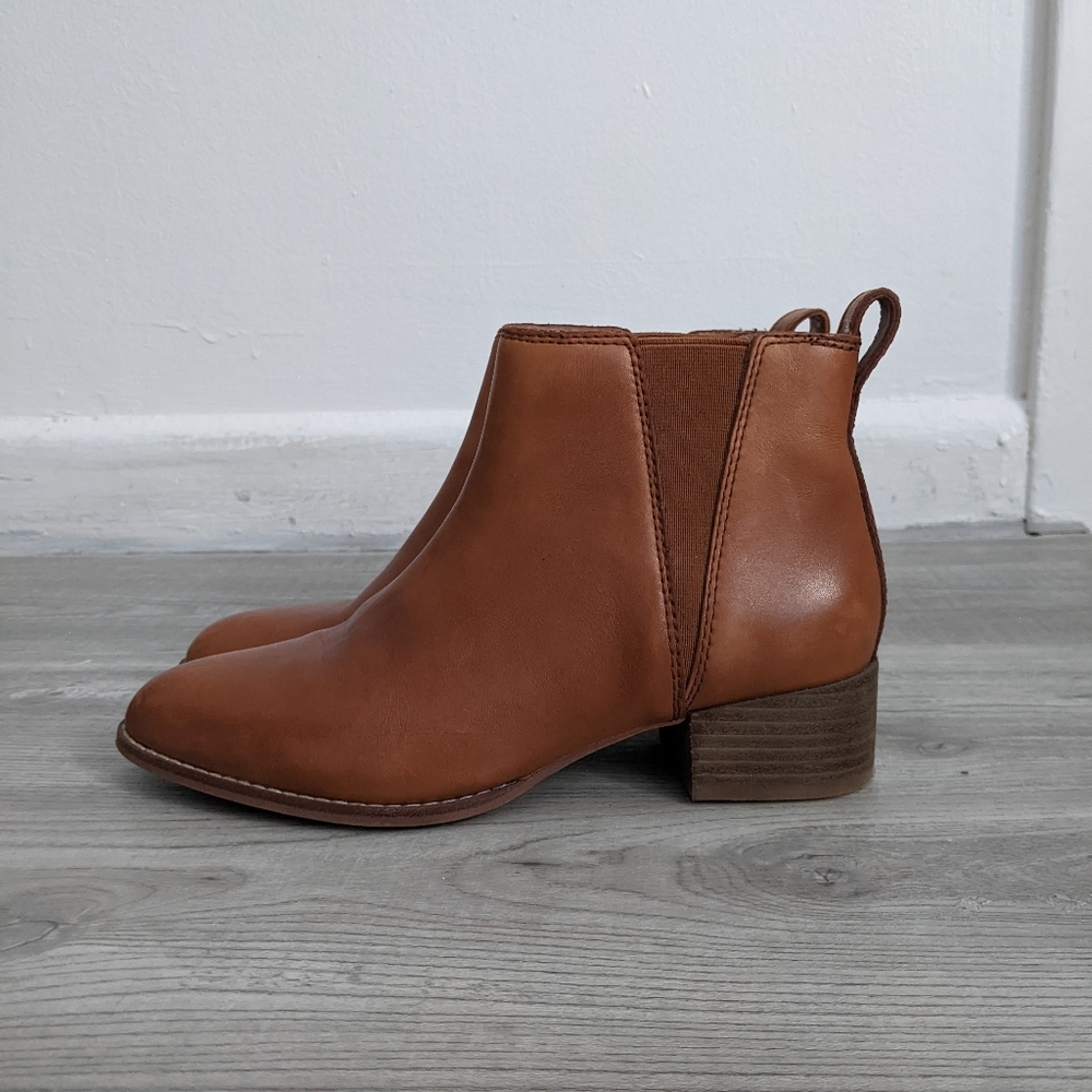 Madewell tan slip on low block heel Ankle booties
